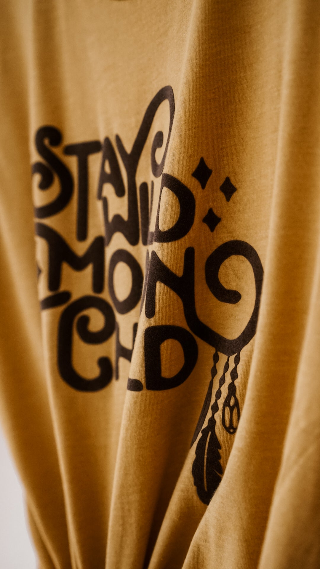 Stay wild | t-shirt