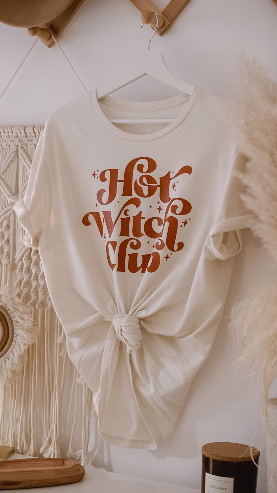 Hot witch | t-shirt