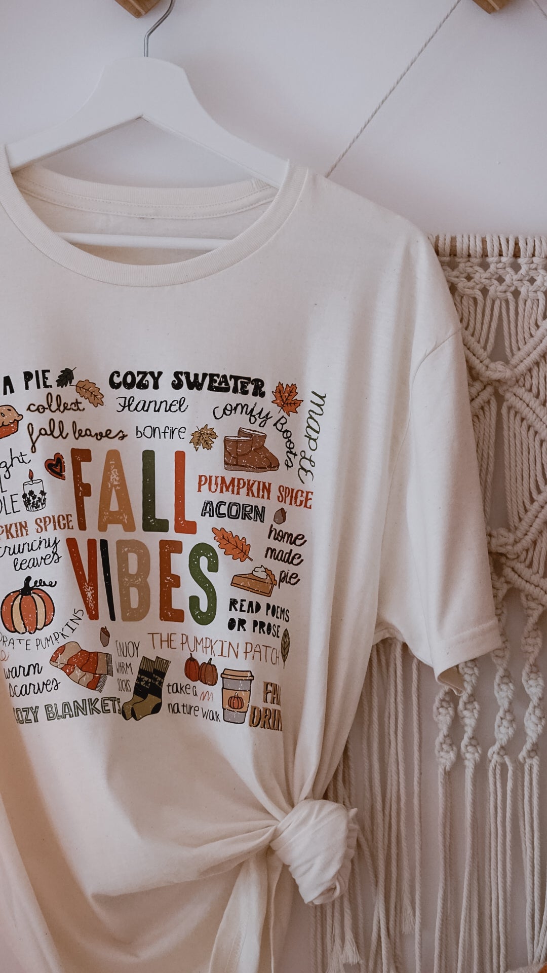Fall Vibes | t-shirt