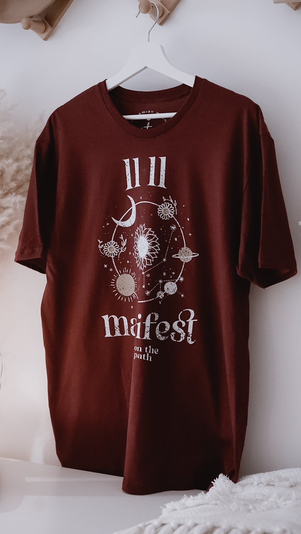 11:11 Manifest | t-shirt