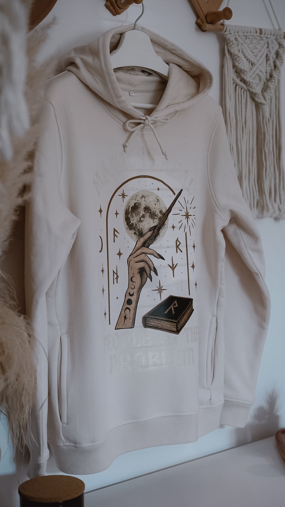 Magic is real | bluza