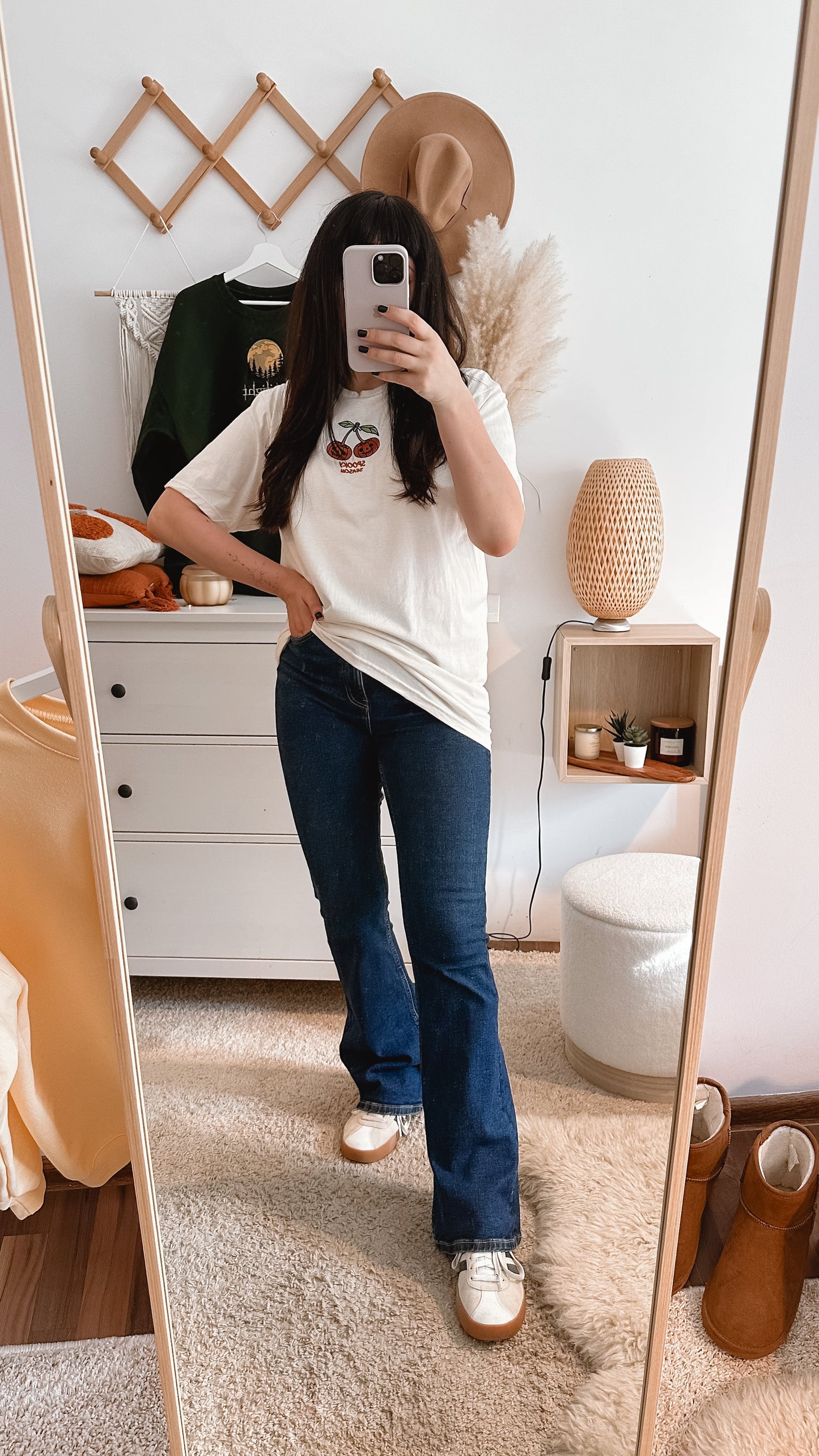 Spooky Season | t-shirt