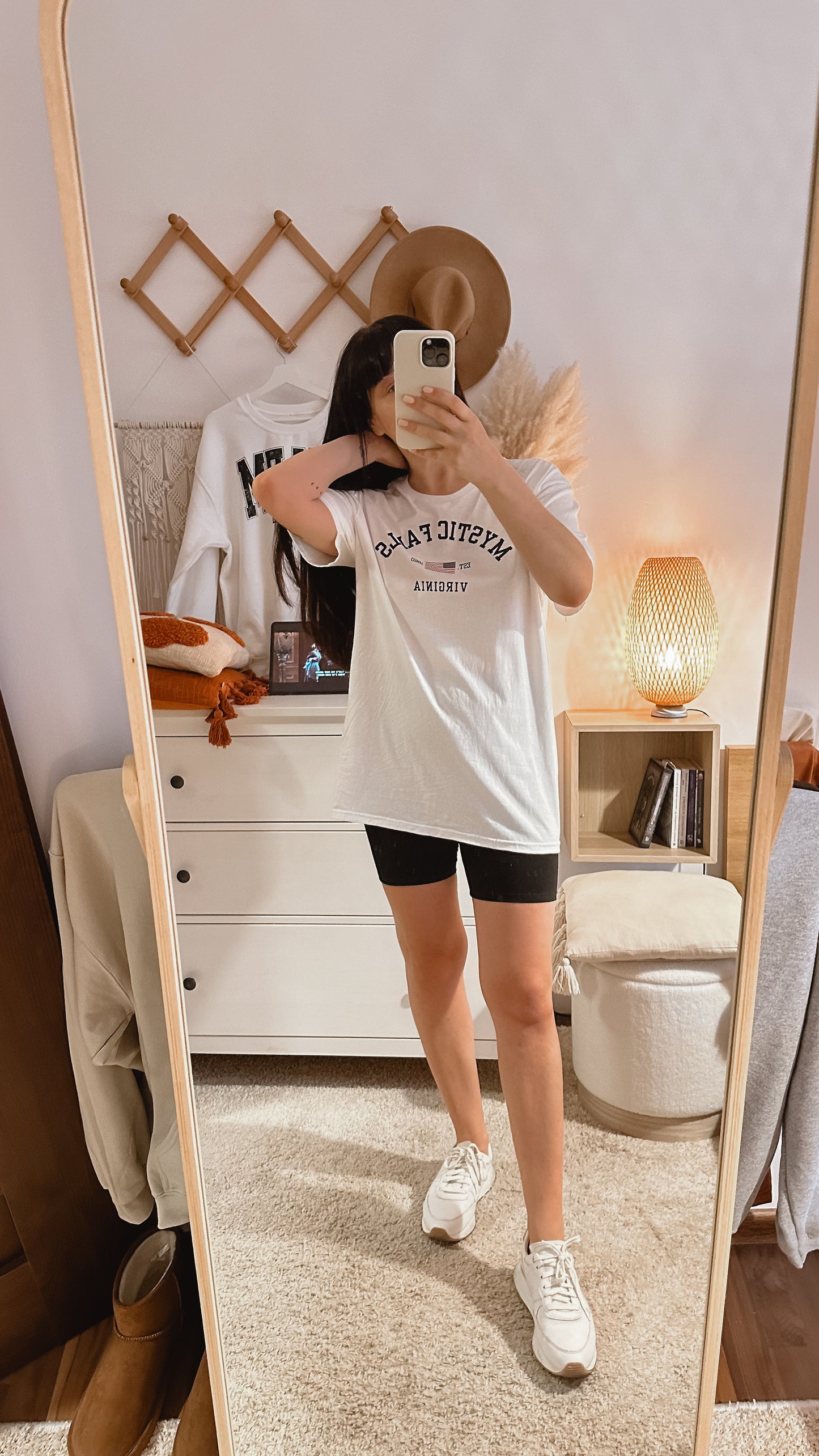 Mystic Falls | t-shirt