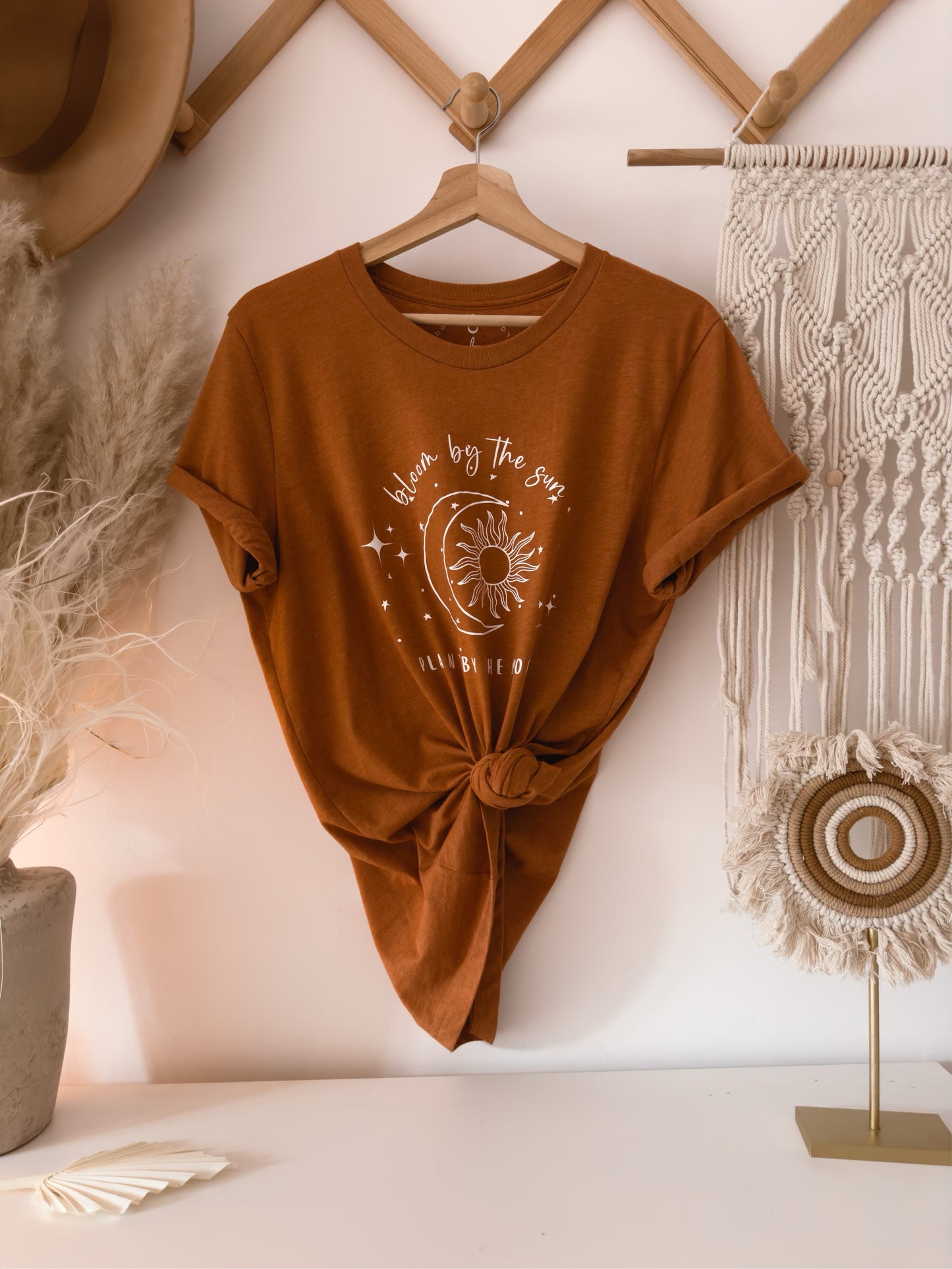 Plant by the Moon | t-shirt