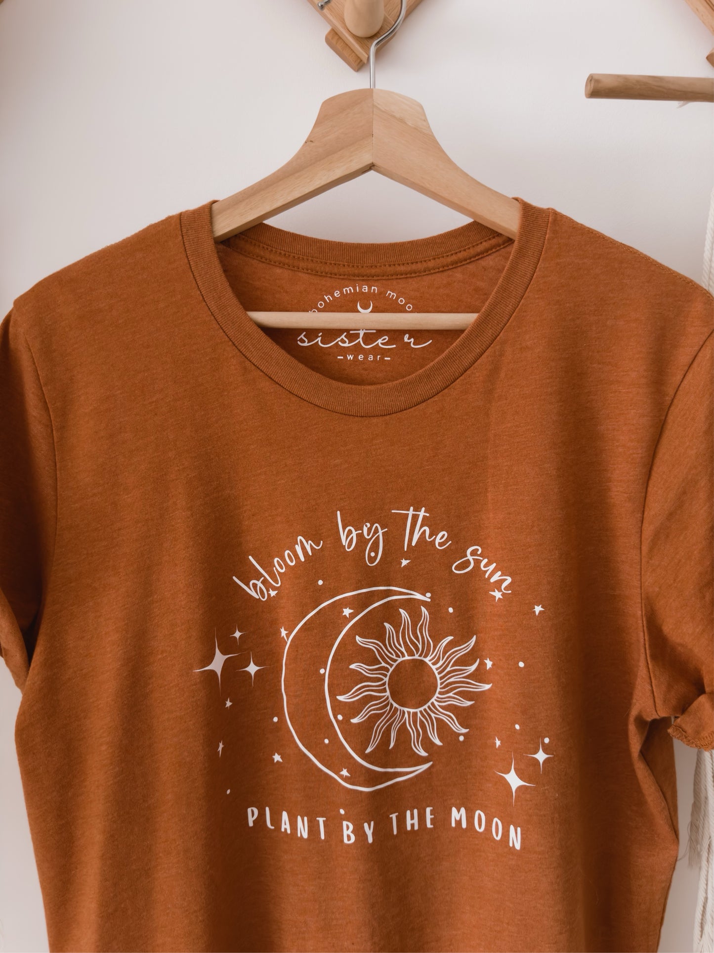 Plant by the Moon | t-shirt