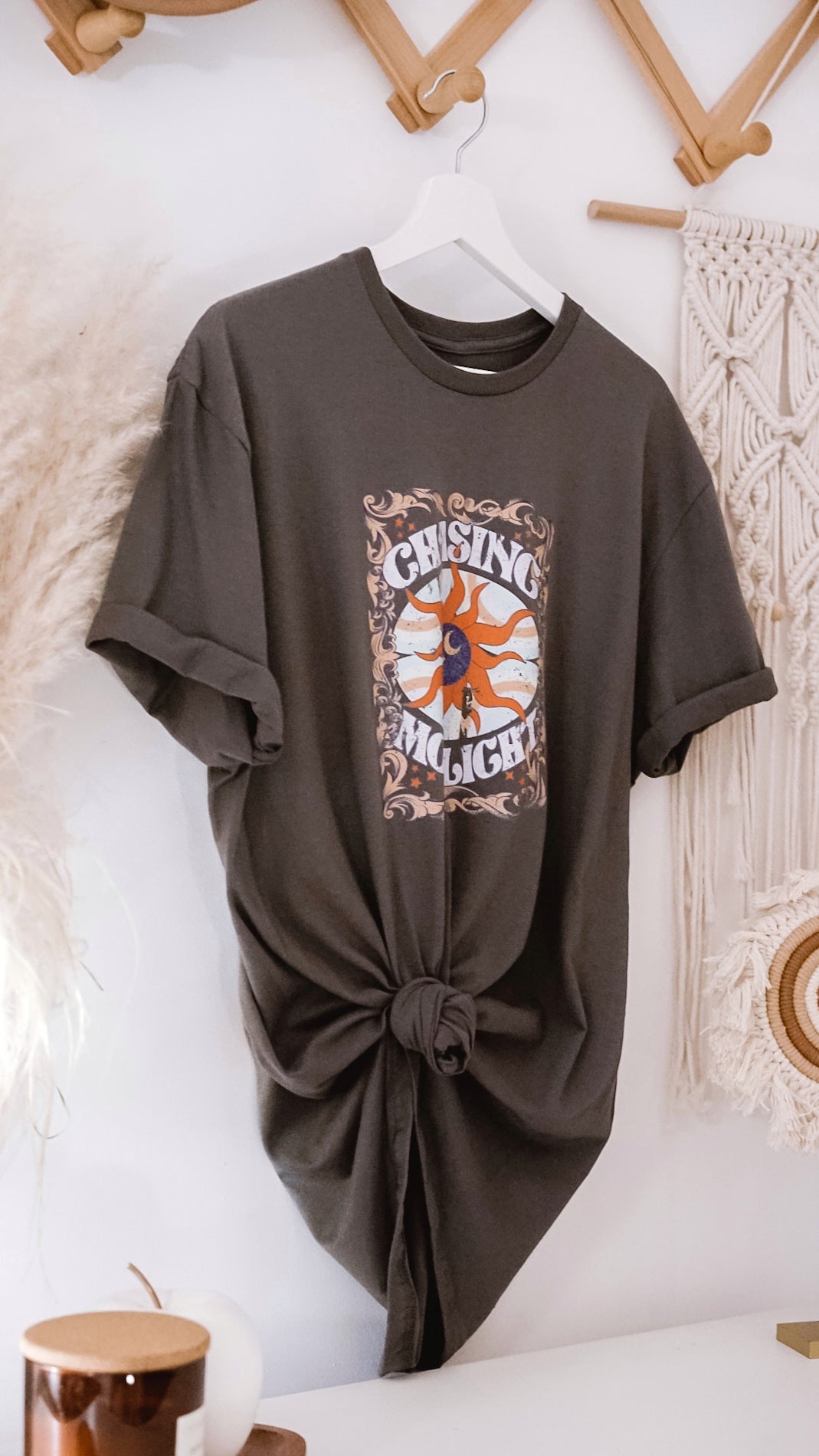 Chasing Moonlight | t-shirt
